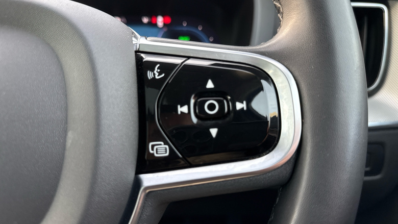 Volvo XC60 2.0 T6 [350] RC PHEV Plus Dark 5dr AWD Geartronic Estate